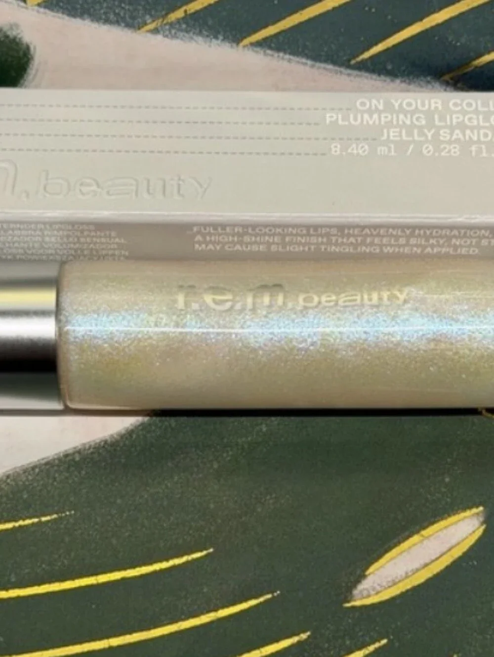 R.E.M. Beauty-On Your Collar Plumping Lip Gloss (Jelly Sands-Iridescent) 🤍